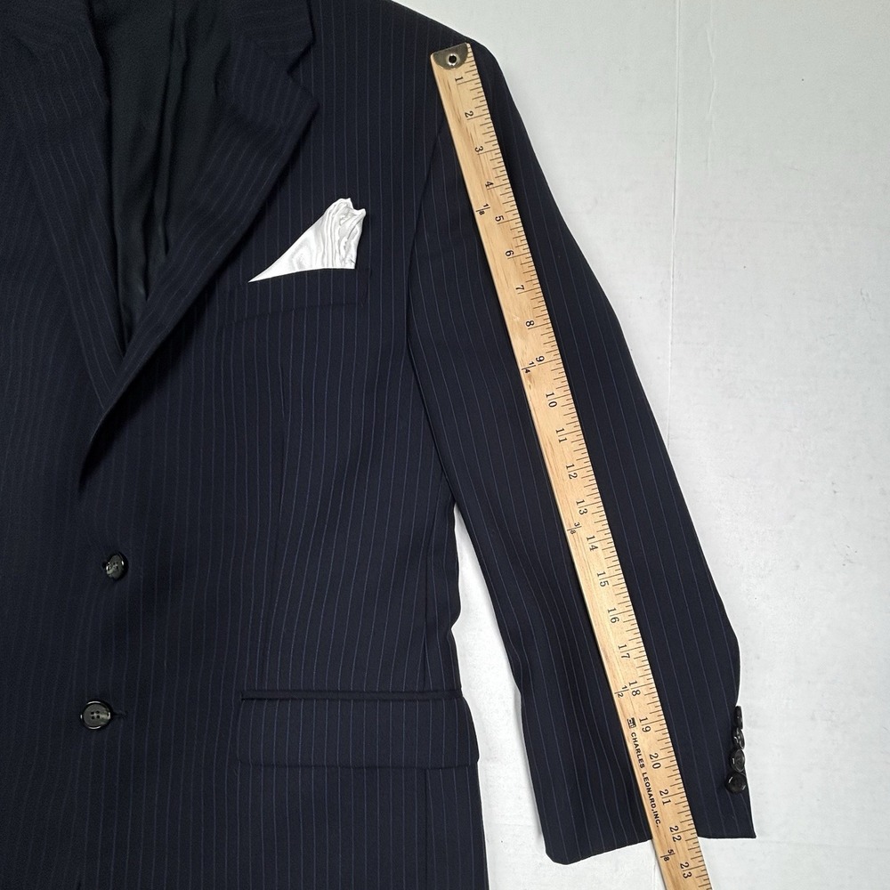 Lauren Ralph Lauren Mens 42R Navy Blue Pinstriped 2-Pc Suit Wythe Wool 36X28 EUC - Picture 9 of 16